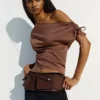 Asymetryczny T-shirt – topy i body Asymetryczny T-shirt – topy i body