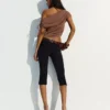 Asymetryczny T-shirt – topy i body Asymetryczny T-shirt – topy i body