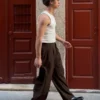 Bardzo luźne spodnie typu baggy z zakładkami w stylu Jogger Bardzo luźne spodnie typu baggy z zakładkami w stylu Jogger