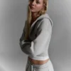 Bluza z kapturem i wysokim stanem zapinana na zamek – #Bershkastyle – damska Bluza z kapturem i wysokim stanem zapinana na zamek – #Bershkastyle – damska