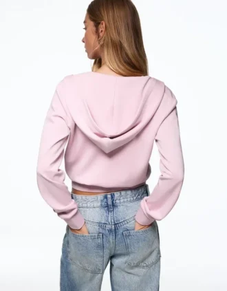 Bluza z kapturem zapinana na zamek