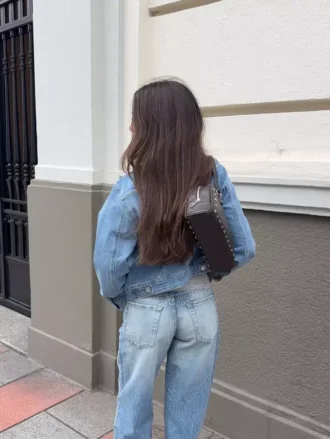 Dżinsy z wysokim stanem, proste i z Wide Leg nogawkami Dżinsy z wysokim stanem, proste i z Wide Leg nogawkami