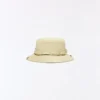 Kapelusz typu bucket – akcesoria