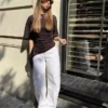 Koszulka z krótkim rękawem i marszczeniem – #Bershkastyle – damska Koszulka z krótkim rękawem i marszczeniem – #Bershkastyle – damska
