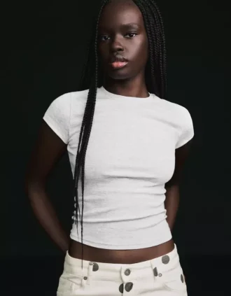 Koszulka z krótkim rękawem i okrągłym dekoltem – T-shirty – Kobiety