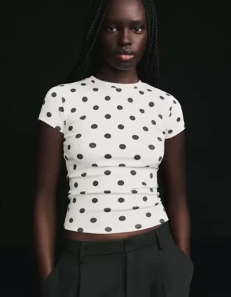 Koszulka z krótkim rękawem i okrągłym dekoltem – T-shirty – Kobiety