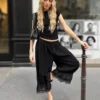 Krótkie spodnie z koronką i obniżonym krokiem – #Bershkastyle – damskie Krótkie spodnie z koronką i obniżonym krokiem – #Bershkastyle – damskie