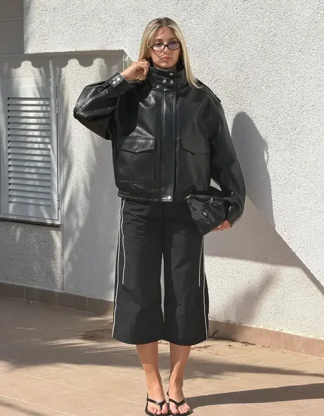 Kurtka Faux Leather z kołnierzem w kształcie lejka Kurtka Faux Leather z kołnierzem w kształcie lejka