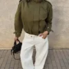 Kurtka z marszczonymi klamrami Kurtka z marszczonymi klamrami