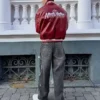 Luźne jeansy z naszywką Luźne jeansy z naszywką