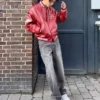 Luźne jeansy z naszywką Luźne jeansy z naszywką