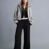 Miękkie spodnie Wide Leg – Spodnie – Kobiety