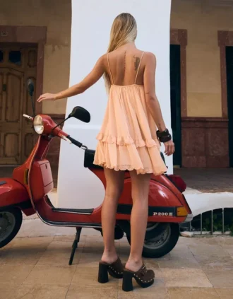 Mini sukienka w stylu boho