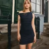 Mini sukienka z odkrytymi ramionami z Denimu – Sukienki i kombinezony