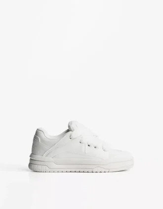 Obszerne buty skateboardowe – obuwie