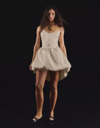 Satynowa sukienka typu bustier