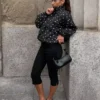Spodnie capri z rozcięciami u dołu – #Bershkastyle – damskie Spodnie capri z rozcięciami u dołu – #Bershkastyle – damskie