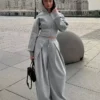Spodnie z szerokimi nogawkami z efektem neoprenu i stoperami – #Bershkastyle – damskie