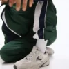 Super luźne techniczne spodnie typu baggy sportowe Super luźne techniczne spodnie typu baggy sportowe