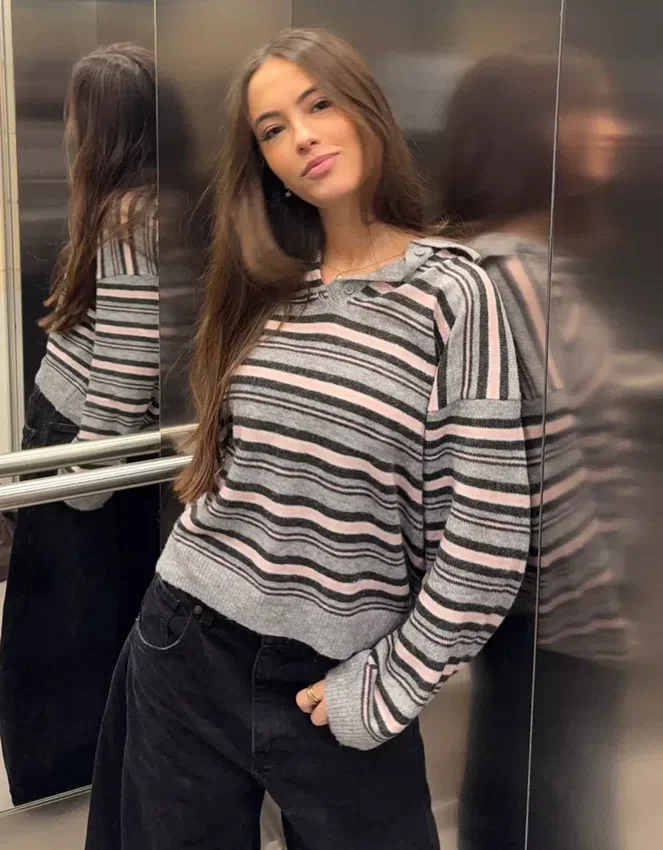 Sweter w paski z kołnierzykiem polo Sweter w paski z kołnierzykiem polo