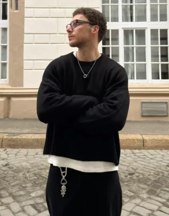 Sweter z okrągłym dekoltem
