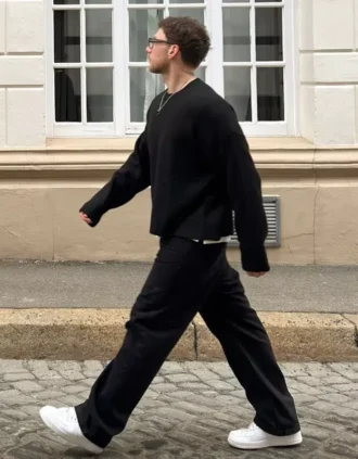 Sweter z okrągłym dekoltem