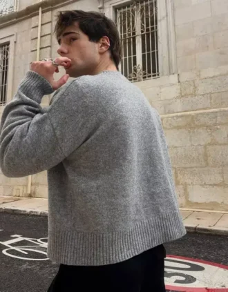 Sweter z okrągłym dekoltem