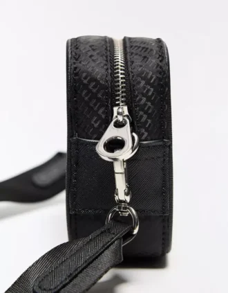Techniczna torba crossbody z monogramem – akcesoria