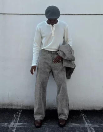 Teksturowane jeansy typu baggy