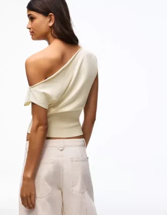 Top z dekoltem w łódkę – Topy Top z dekoltem w łódkę – Topy