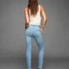 Wysokie, miękkie Jeansy Skinny – Spodnie